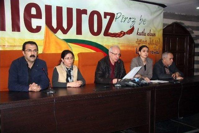 Dtk Nevruz Programını Kürtçe Ve Türkçe Açıkladı