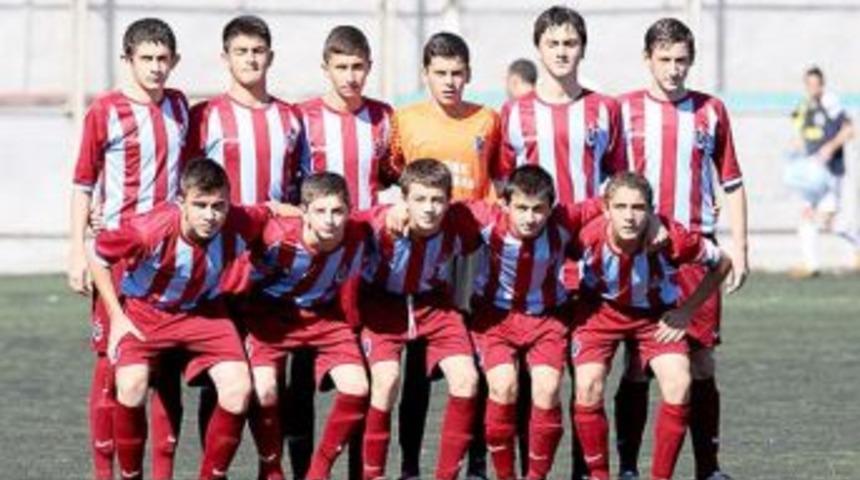 T&uuml;rkiye Şampiyonası&rsquo;nda Trabzon U15 Takımı Sahadan &Ccedil;ekildi