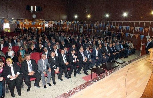 Ak Parti’nin Mahalle Ve Köy Başkanları Toplandı