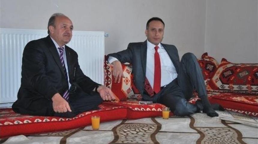 Pervari Kaymakamı Kahraman K&ouml;ylerde İncelemede Bulundu