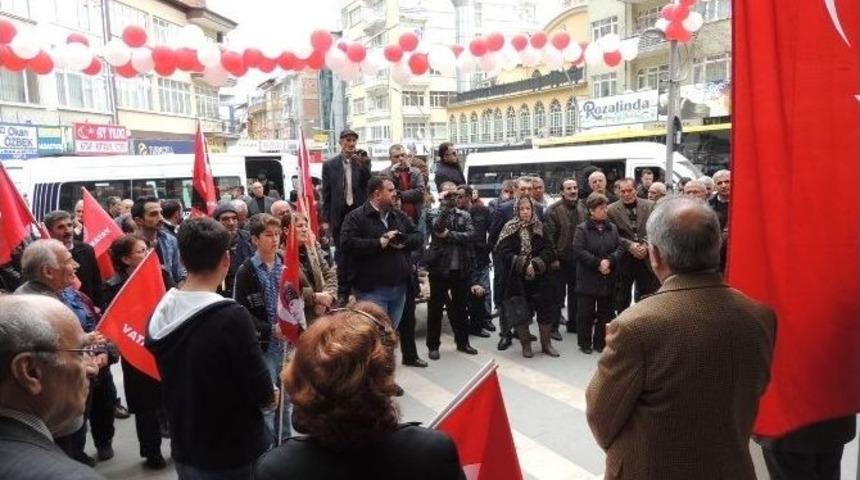 Malatya&rsquo;da Vatan Partisi&rsquo;ne Katılımlar