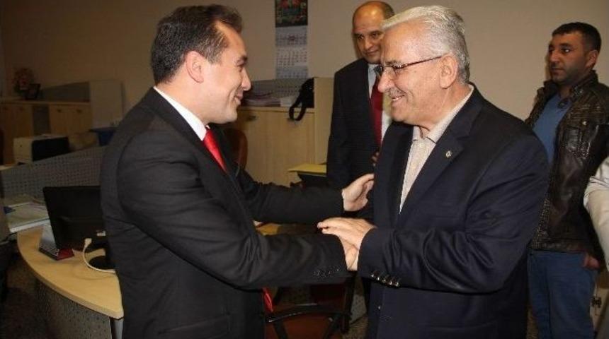Recep &Ccedil;ınar&rsquo;dan Hasan Eryılmaz&rsquo;a &Ouml;vg&uuml;