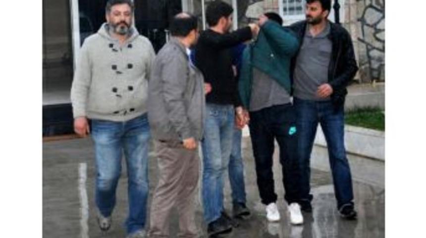 &Ccedil;aldıkları Televizyonu Satarken Yakalanıp, Tutuklandılar
