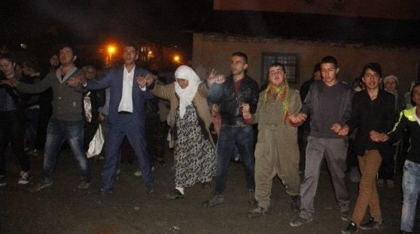 Hakkari&rsquo;de İlk Nevruz Ateşi Yakıldı