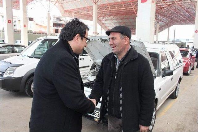 Şakır&rsquo;dan Araba Pazarına Ziyaret 2