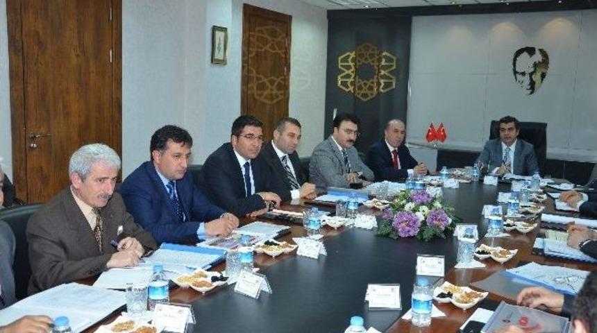 Aylık Takip Ve Koordinasyon Toplantısı Vali Düzgün Başkanlığında Gerçekleştirildi