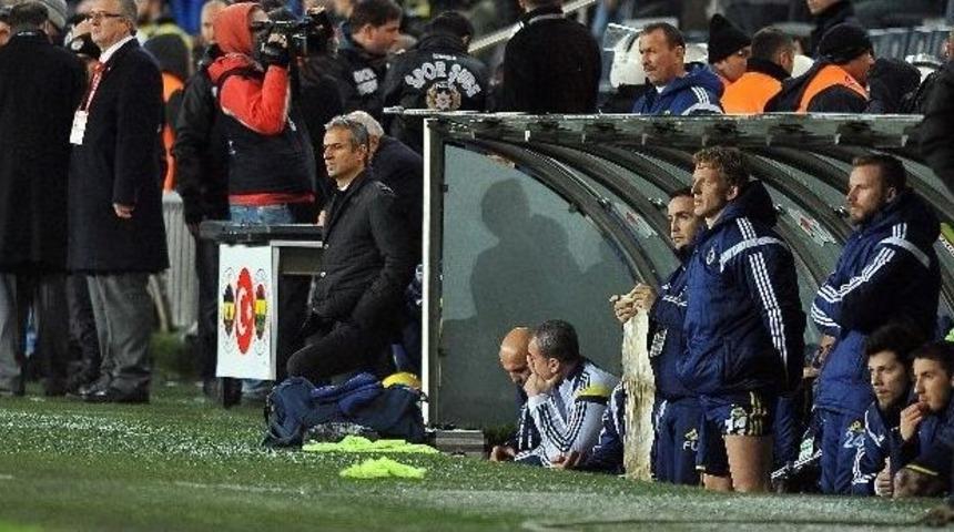 Fenerbah&ccedil;e Geriye D&uuml;şt&uuml;ğ&uuml; Ma&ccedil;ları &Ccedil;eviremiyor