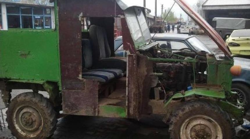 77 Yıllık Arazi Aracını Tamir Edip Trafiğe &Ccedil;ıkardı