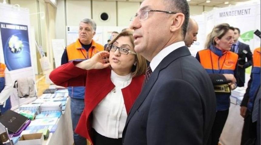 Başkan Şahin, Sendai&rsquo;de Afad Standını Ziyaret Etti