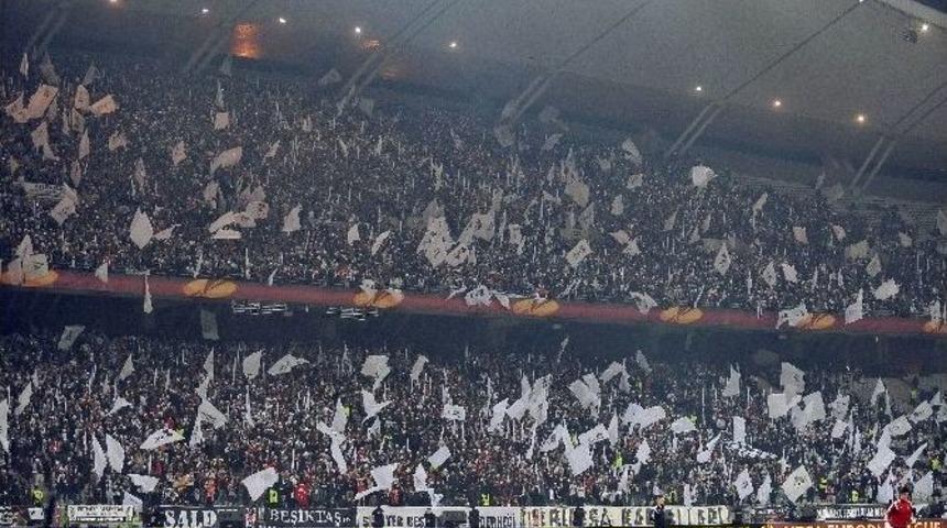 Beşiktaş Taraftarı Olimpiyat&rsquo;ta Rekora Hazırlanıyor