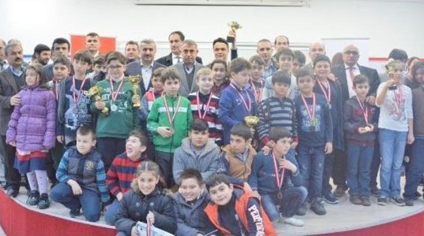 K&ouml;rfez&rsquo;li Minikler Satran&ccedil; Turnuvası&rsquo;nda Buluştu