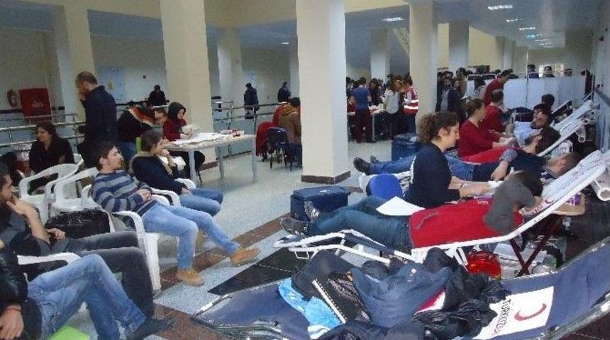 Bartın &Uuml;niversitesi&rsquo;nde Kan Bağışı Etkinliği