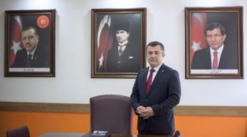 D&uuml;zce&rsquo;de 2,5 Yılda Sıcak Asfaltsız K&ouml;y Yolu Kalmayacak