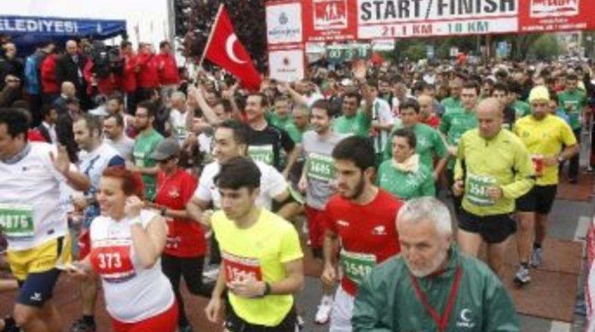 Vodafone İstanbul Yarı Maratonu&rsquo;na Kayıt İ&ccedil;in Son Tarih 10 Nisan