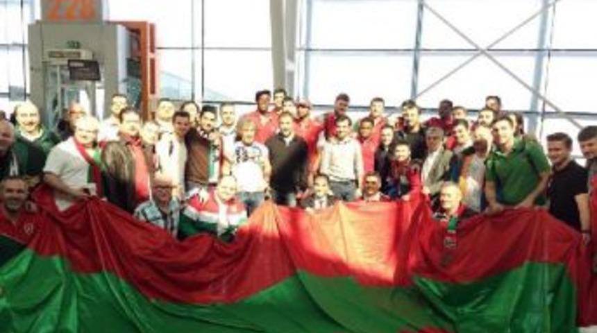 Pınar Karşıyaka Umuda U&ccedil;tu