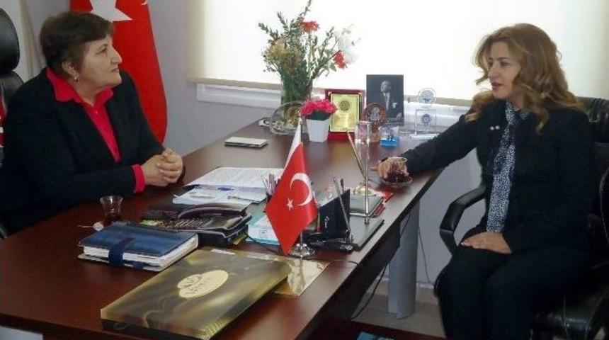 Dr. &Ccedil;ardak&rsquo;dan &lsquo;vatan B&uuml;t&uuml;nd&uuml;r&rsquo; Vurgusu