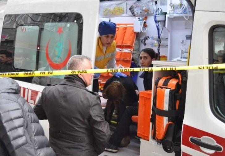 Yaşı 10’u Geçmeyen Bir Çocuk Evinin Camından Feci Kazayı Cep Telefonuyla Görüntüledi G2