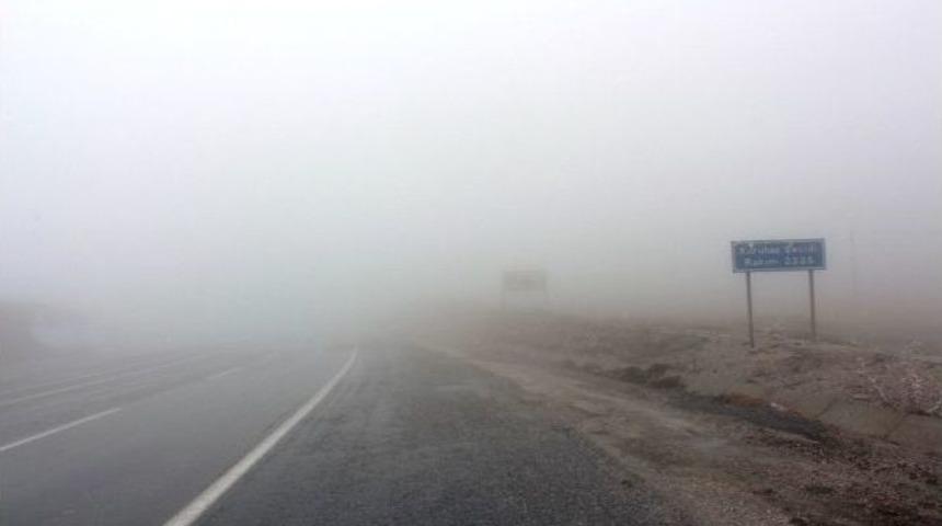 Van-hakkari Karayolunda Yoğun Sis