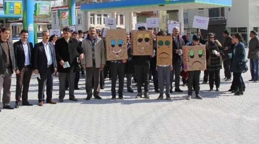 Kitap Okumak İ&ccedil;in Y&uuml;r&uuml;y&uuml;ş Yaptılar