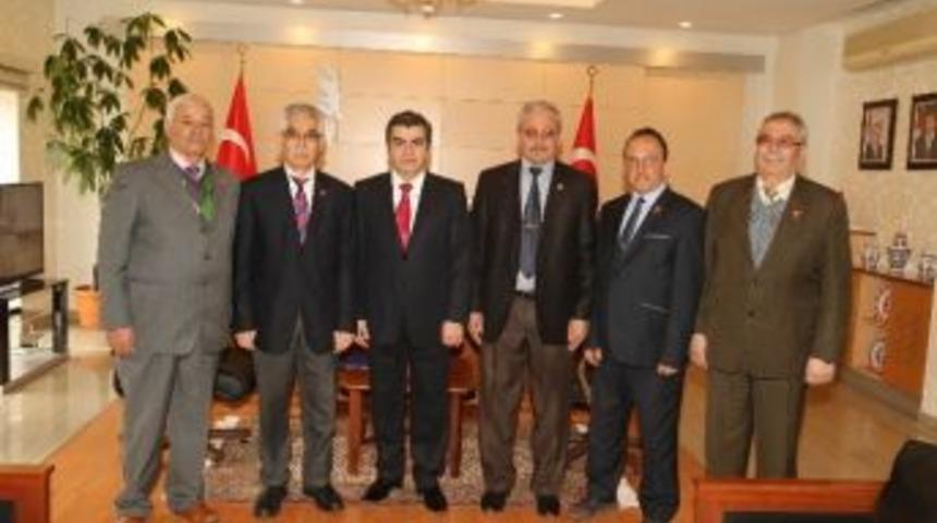Muharip Gaziler Derneği&rsquo;nden Vali D&uuml;zg&uuml;n&rsquo;e Ziyaret