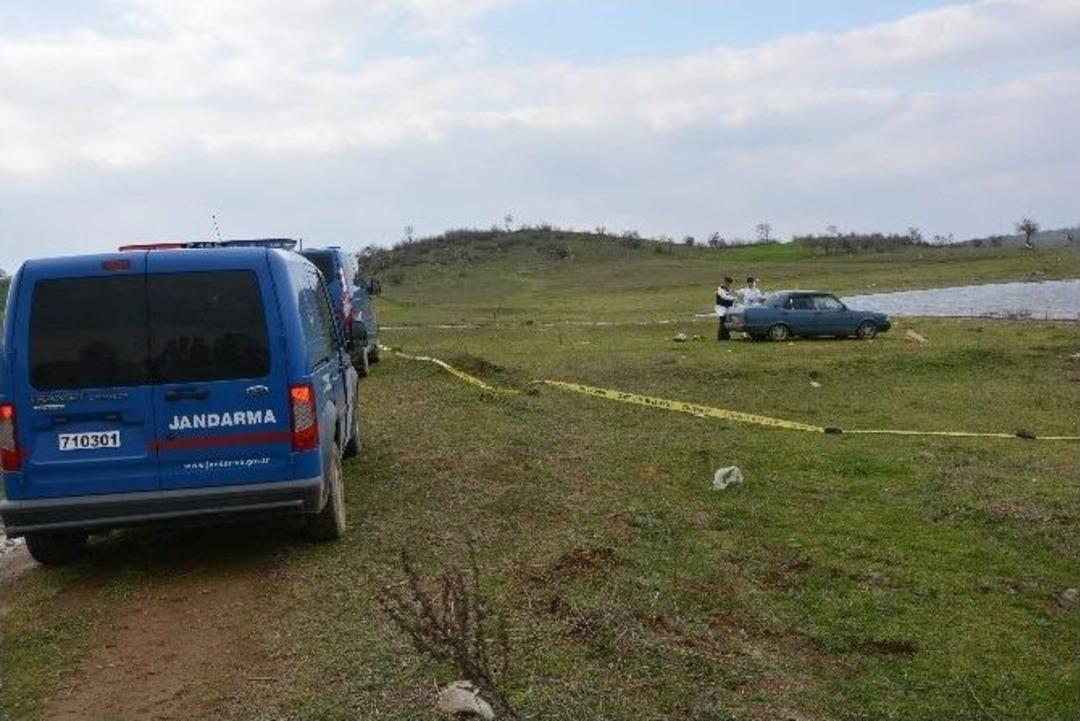 (&ouml;zel Haber) Balıkesir&rsquo;de Otomobil İ&ccedil;erisinde 2 Kişi &Ouml;l&uuml; Bulundu