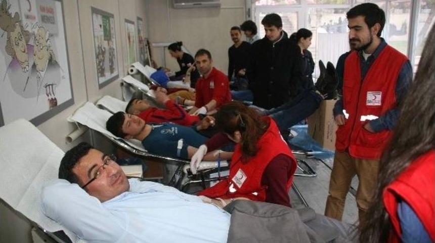 Yozgat&rsquo;ta Kan Bağışı Kampanyası Yoğun İlgi G&ouml;r&uuml;yor