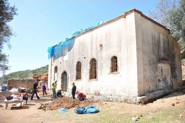 Aya Yorgi Kilisesi 142 Yıl Sonra İlk Kez Kapsamlı Şekilde Restore Ediliyor 1