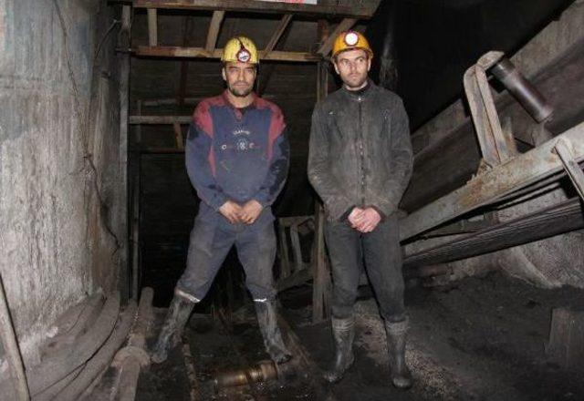 Maaşlarını Alamayan Maden Işçileri ocaktan Çıkmama Eylemi Başlattı 2