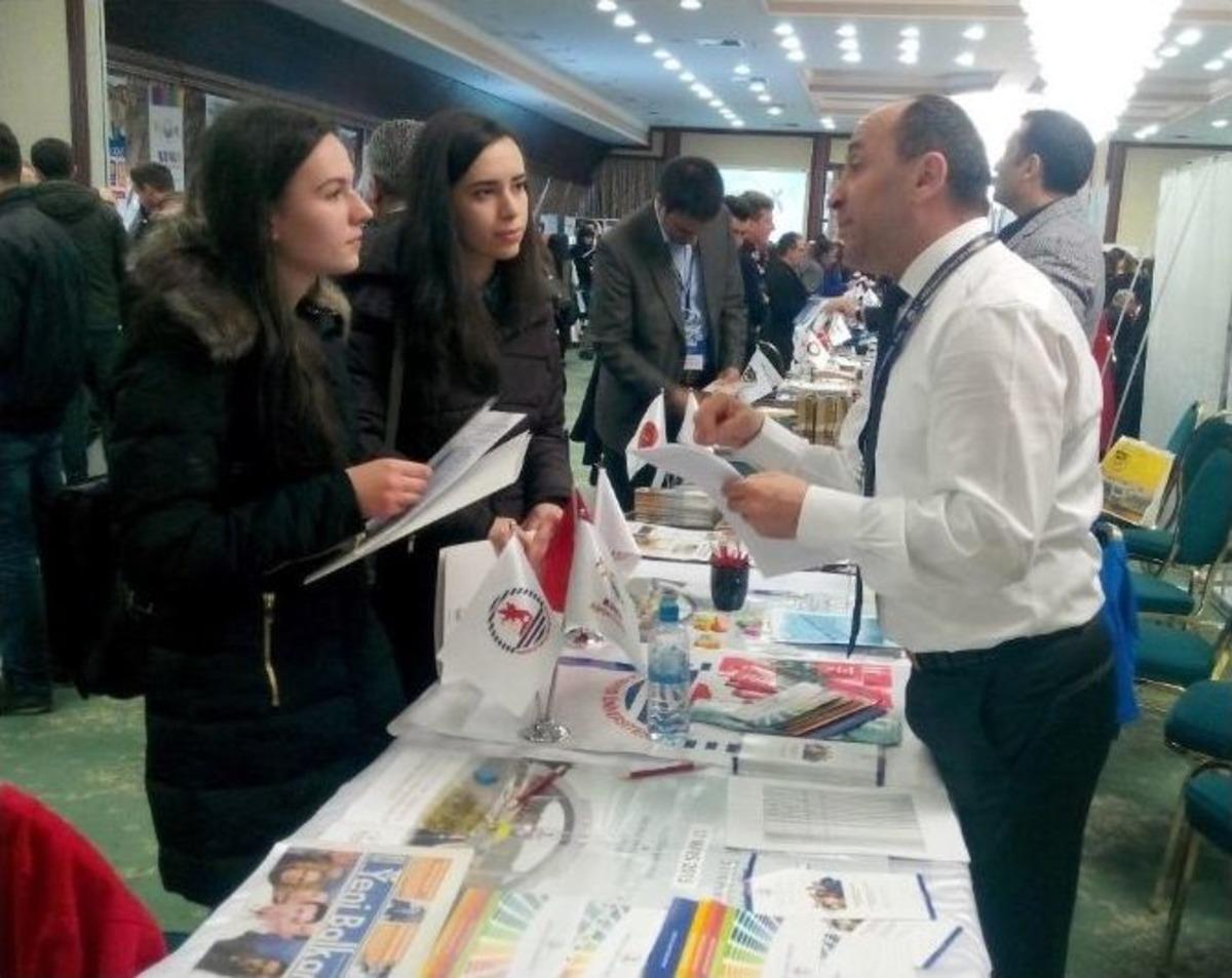 Makedonya&rsquo;da Om&uuml;&rsquo;ye Yoğun İlgi