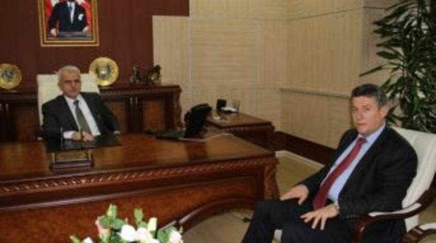 İha B&ouml;lge M&uuml;d&uuml;r&uuml; &Ccedil;orbacı&rsquo;dan Milli Eğitim M&uuml;d&uuml;r&uuml; Kuntoğlu&rsquo;na Ziyaret