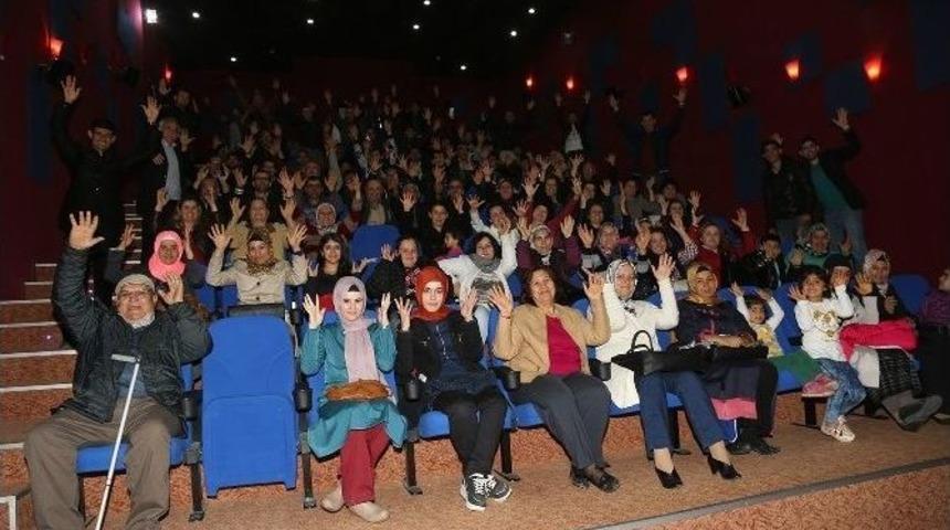 Sessiz D&uuml;nyalarına Renk Kattılar