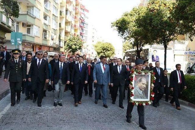 Atat&uuml;rk&rsquo;&uuml;n Tarsus&rsquo;a Gelişinin 92. Yıld&ouml;n&uuml;m&uuml; Kutlandı 1