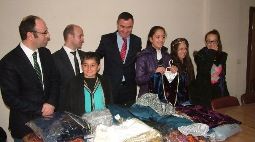 Halkoyunları Ekibine Kıyafet Alımı