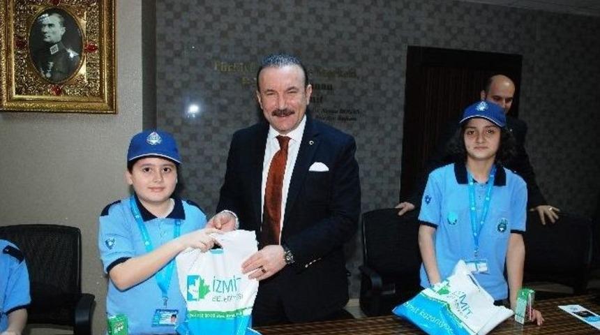 İzmit&rsquo;in G&ouml;n&uuml;ll&uuml; Zabıtaları