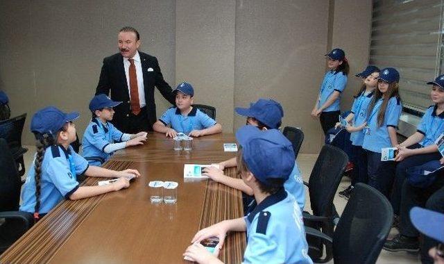 İzmit&rsquo;in G&ouml;n&uuml;ll&uuml; Zabıtaları 1