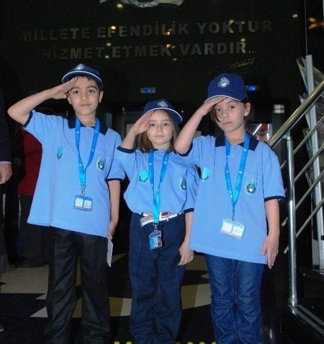 İzmit&rsquo;in G&ouml;n&uuml;ll&uuml; Zabıtaları 2