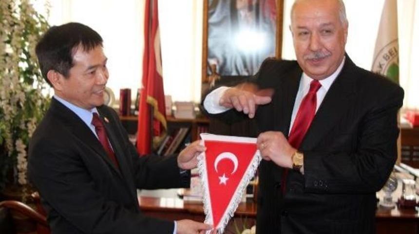 Vietnam B&uuml;y&uuml;kel&ccedil;isi Zonguldak'ta