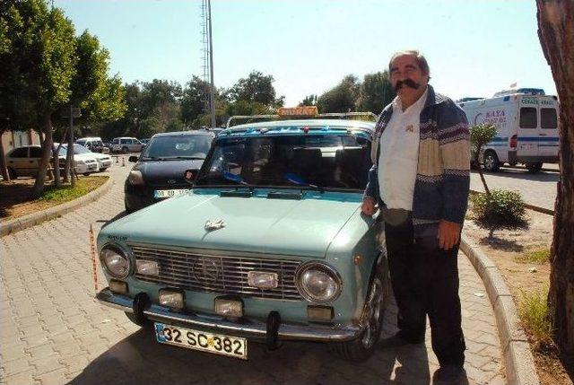 39 Yıllık Murat 124 Otomobiline Gözü Gibi Bakıyor