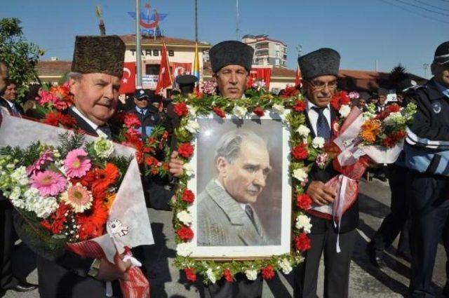 Atatürk'ün Mersin'e Gelişinin 92'inci Yıl Dönümü Kutlandı