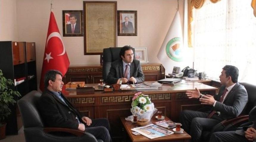 Ak Partili Şahin&rsquo;den Başkan Hakan&rsquo;a Ziyaret