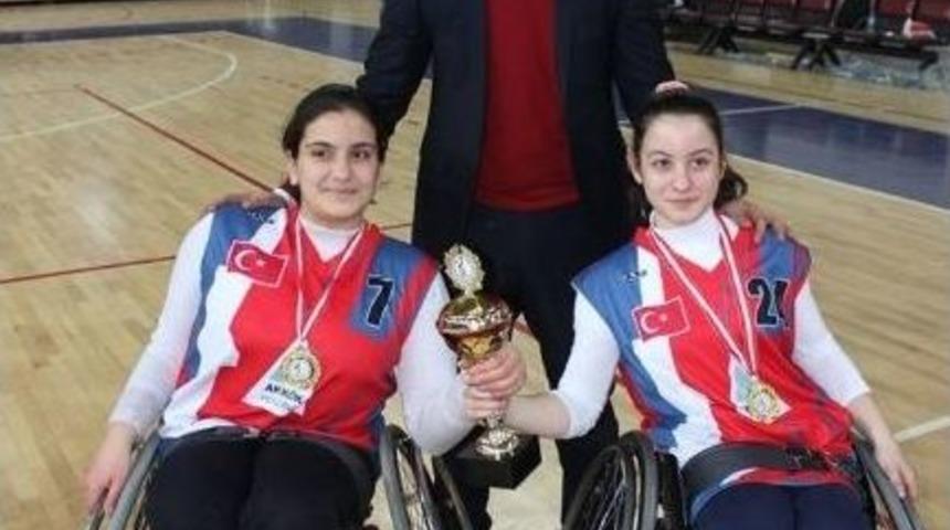 Saltan&rsquo;a Milli G&ouml;rev