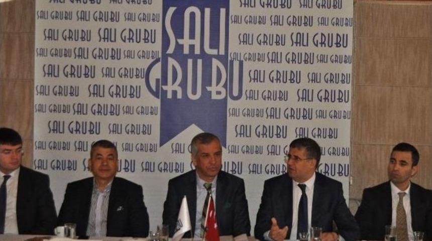 Antalya Vergi Dairesi Başkanı Halil Ak&ccedil;a: