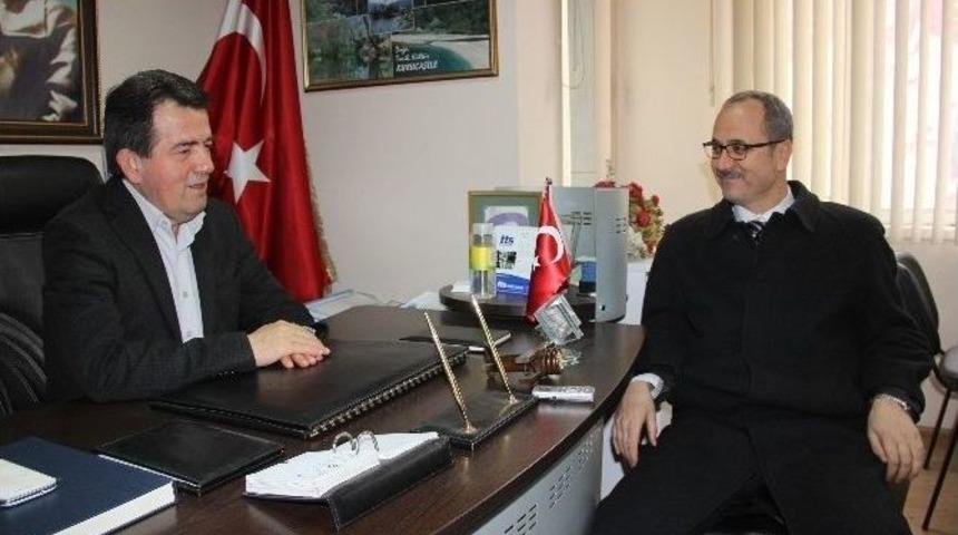 Emin &Ouml;zkan&rsquo;dan Thk&rsquo;ya Ziyaret