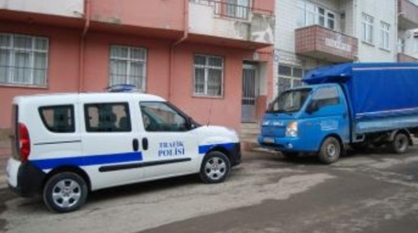 Kamyonetin &Ccedil;arptığı &Ccedil;ocuk Yaralandı