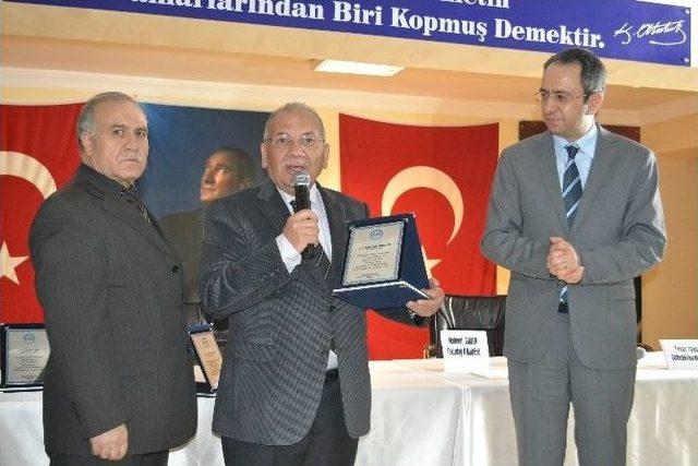 &Ccedil;erkezk&ouml;y&rsquo;de Anlamlı Panel 1