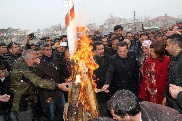 Muradiye’de Nevruz Kutlaması