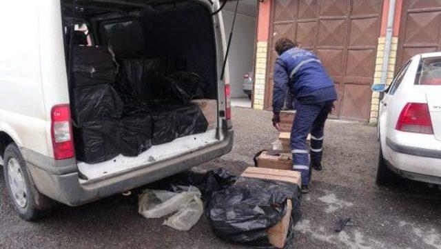 Aksaray'da 22 Bin Paket Kaçak Sigara Ele Geçirildi