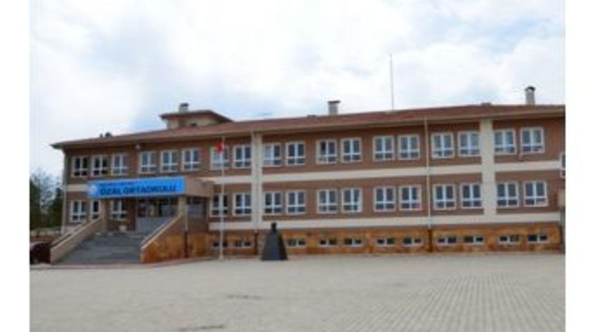 &Ouml;zal Ortaokulu&rsquo;nda Sınıflar Yarışıyor