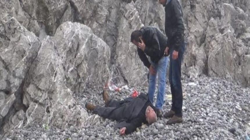 Evi Heyelandan Zarar G&ouml;rd&uuml;, Yardım Gelmeyince İntihara Kalkıştı