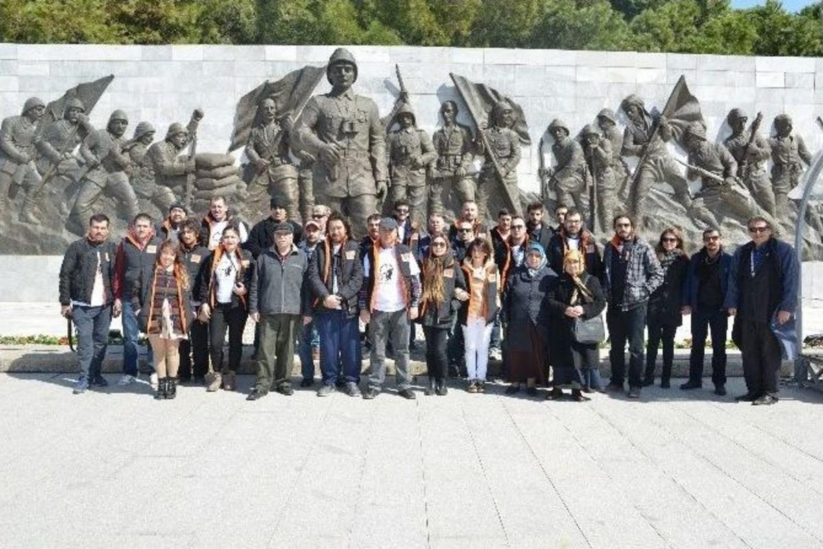 Eskişehir&rsquo;de &ldquo;tarihin Tanıkları Şehitlere Saygı Yolunda&rdquo; Etkinliği